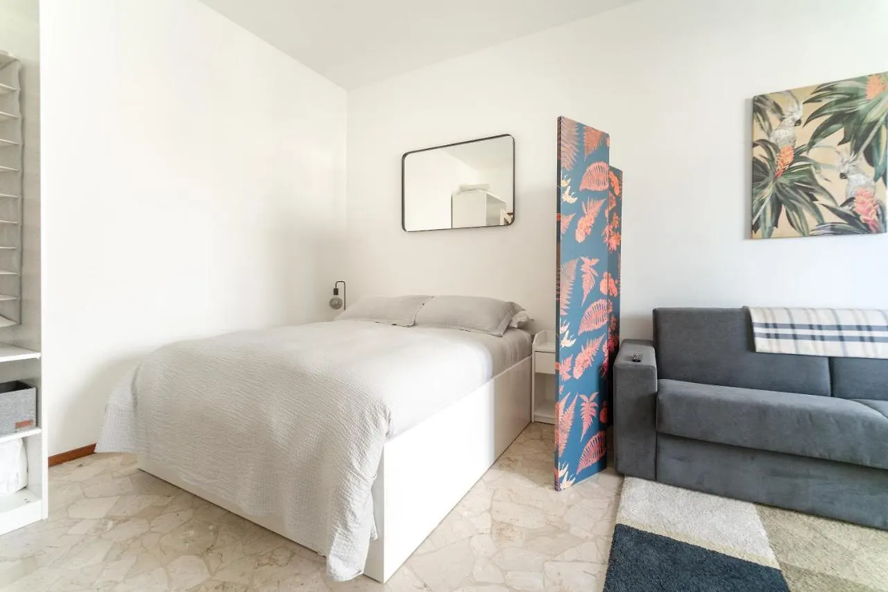 Casa Vacanze Giulio Cesare Bergamo 0*,